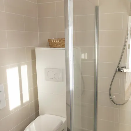 Tente A La Ferme * Fiennes